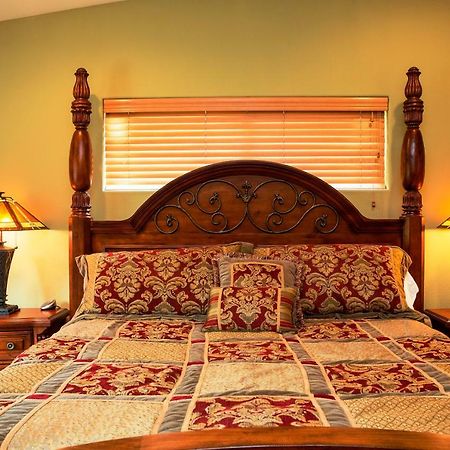 5-Star Luxury Tahoe Cabin! Great Location! Pool Table!Darts! Poker! Ping Pong! Games! South Lake Tahoe Kültér fotó